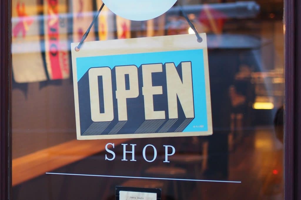 Open shop sign for direct to consumer affiliate marketing article